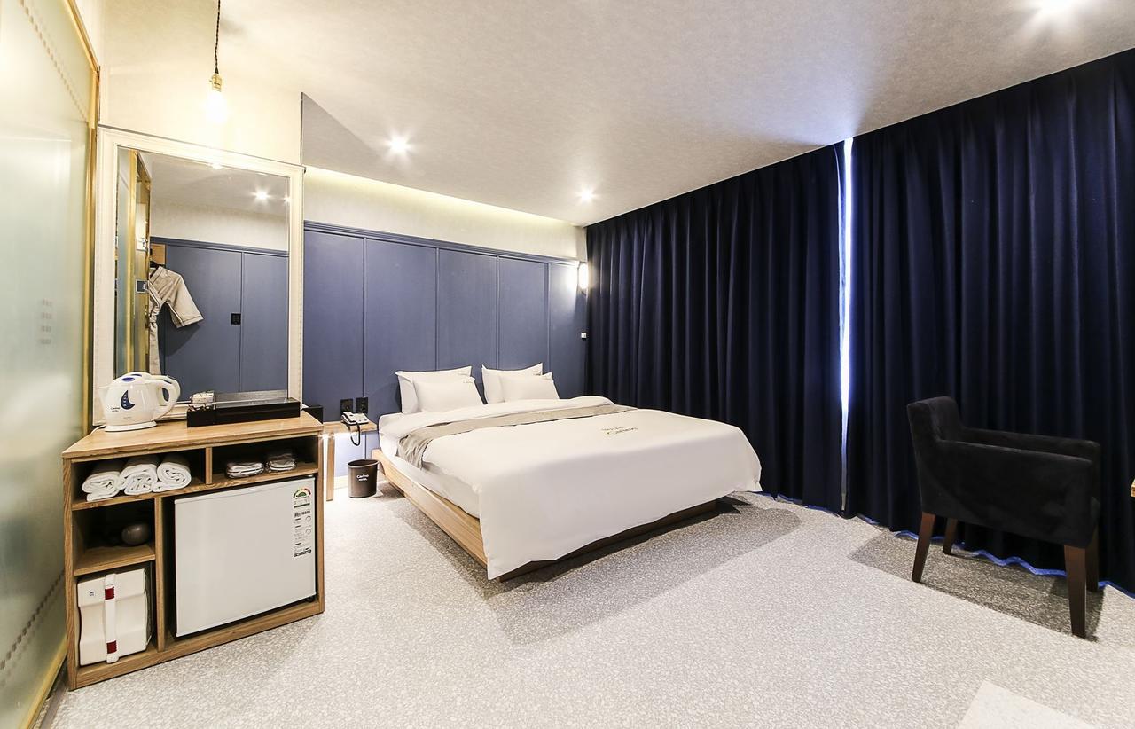 Carino Hotel Μπουσάν Εξωτερικό φωτογραφία
