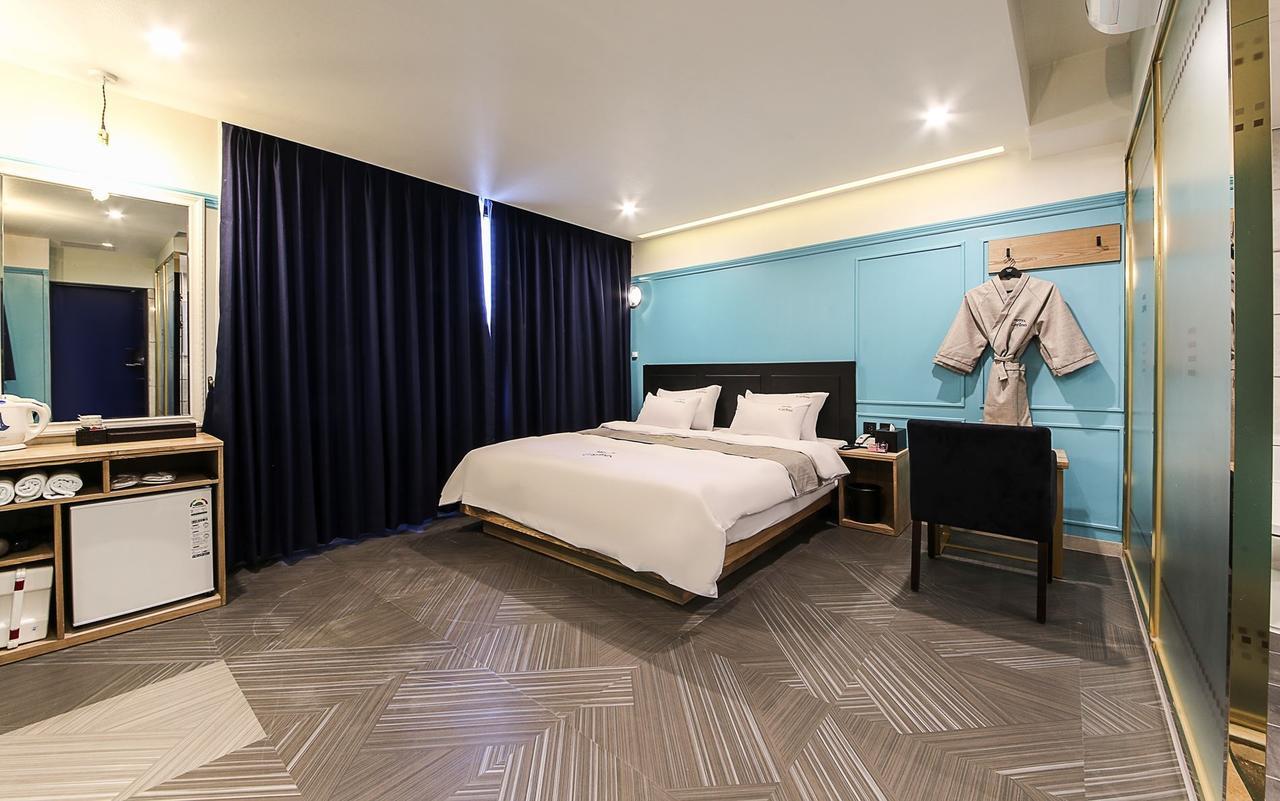 Carino Hotel Μπουσάν Εξωτερικό φωτογραφία