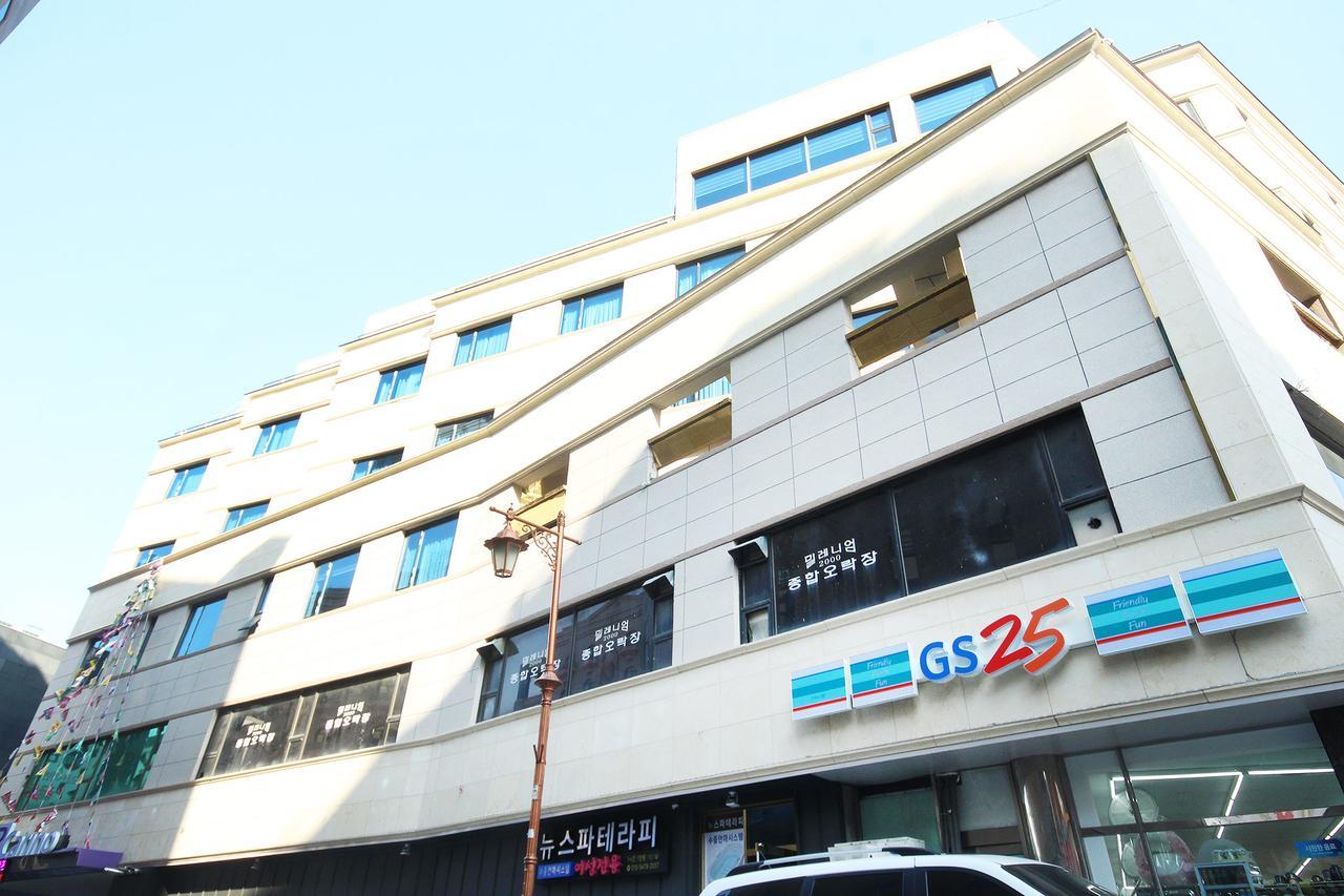Carino Hotel Μπουσάν Εξωτερικό φωτογραφία